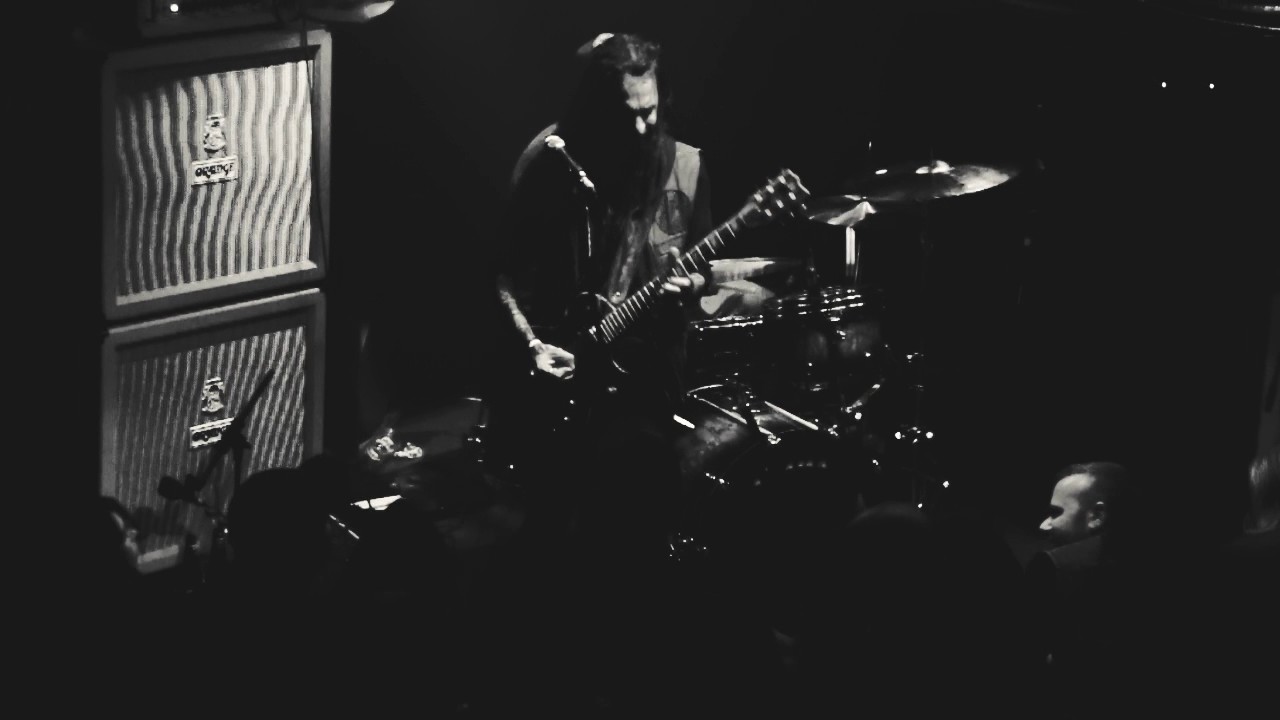 Dopethrone - Shot Down (Live @ Katacombes, Montreal - 27/09/16).