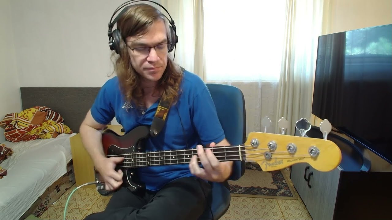 Hypnolove - La piscine (bass cover)