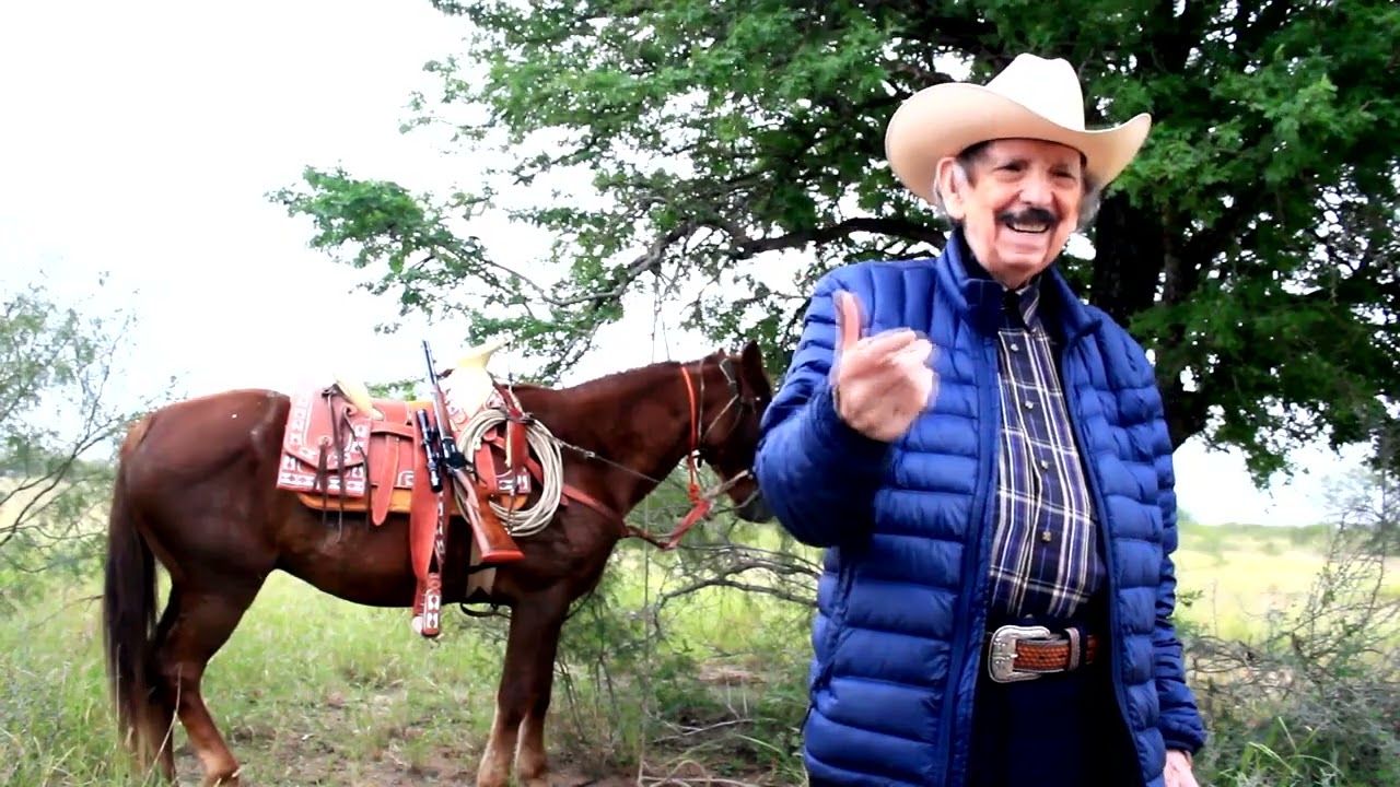 EL ÁRBOL  DE LA HORCA  Video Oficia l Poncho Villagomez y Sus Coyotes del Rio Bravo