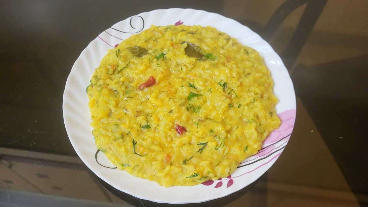 खिचडी  / Khichdi / Dal Khichadi 