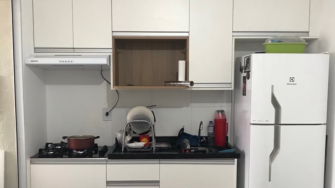 Cozinha planejada no apartamento pequeno Metrocasa