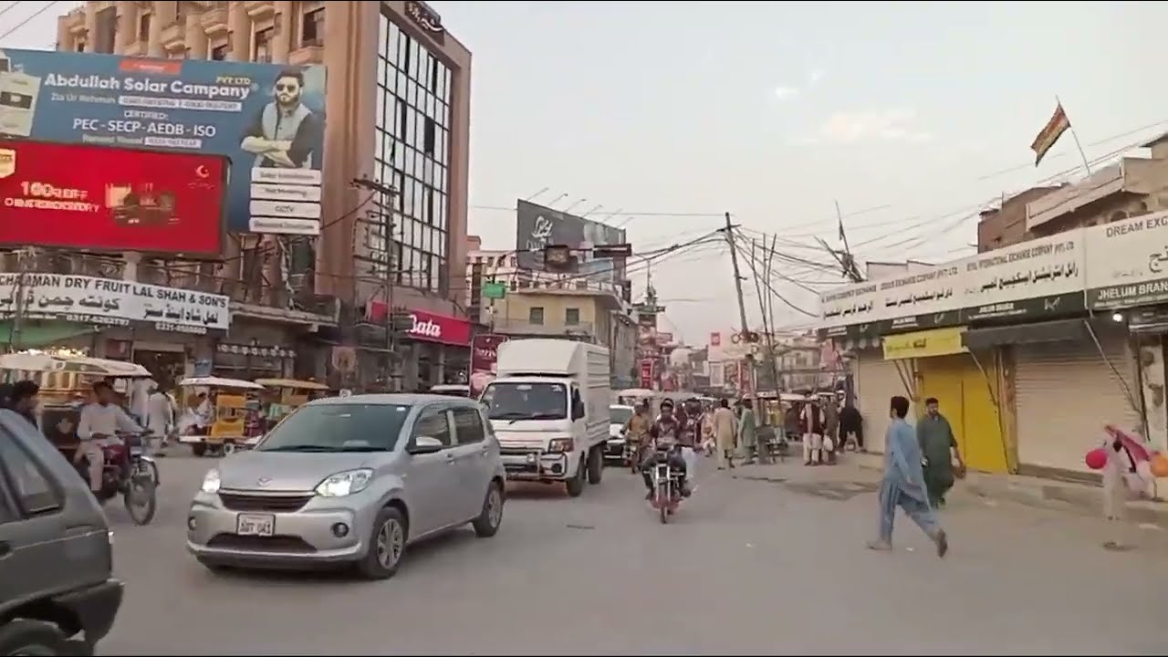 The Beautiful Streets Of Jehlum Pakistan During Ramadan || Eid Shopping In Busy Bazaars Of Jhelum