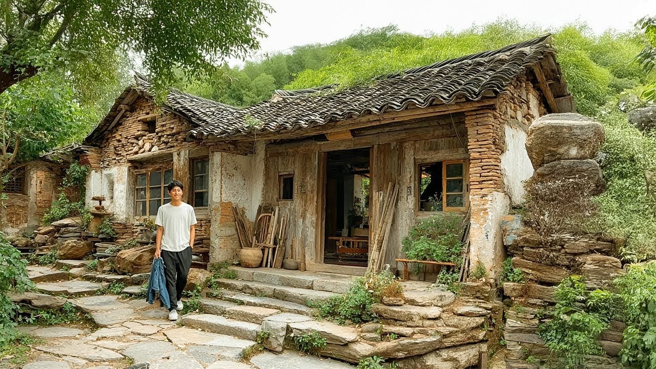 A young man bought this 20-year-old house and worked with his team to decorate it