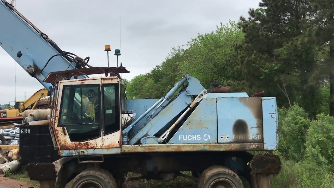 FUCHS MHL360 For Sale