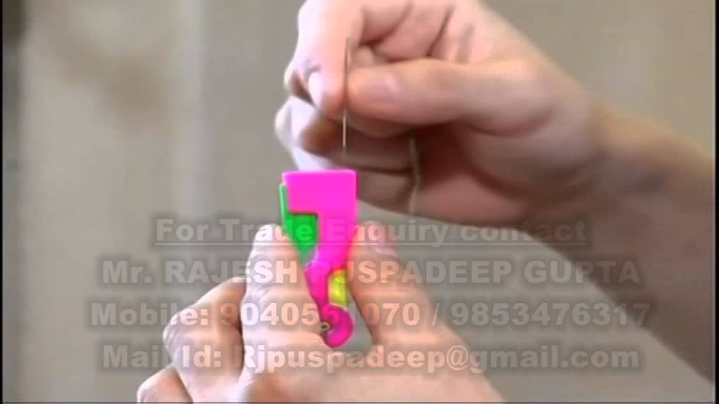 Automatic Needle Threading Device, Unique Cool Gadget, Hand held Tool, Needle Threader, Sewing, Art