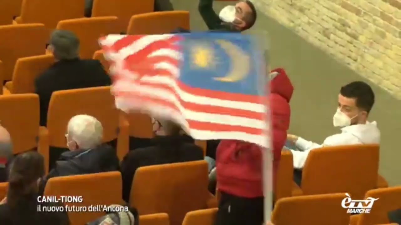 La Curva Nord si presenta a Tony Tiong! Benvenuto in Ancona