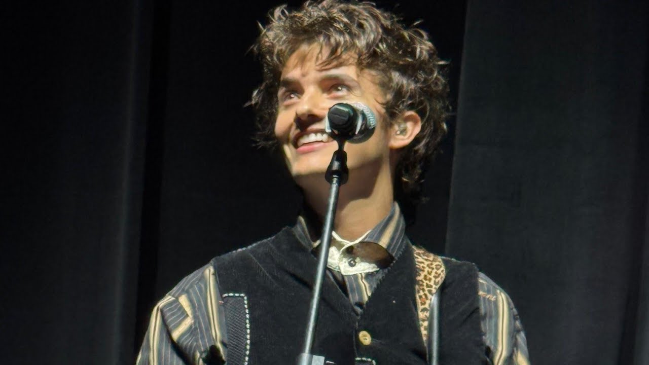 Noah Urrea live in São Paulo (Show de Abertura da Now or Never do Now United)