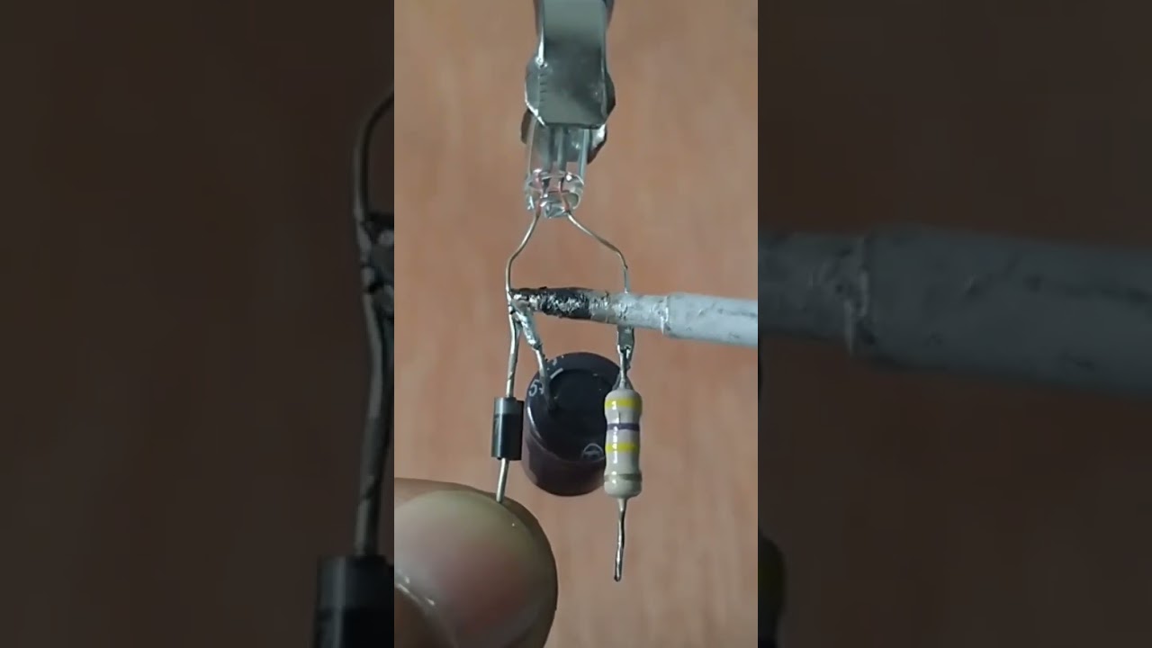 Membuat lampu berkedip dari lampu bekas setrika #shorts