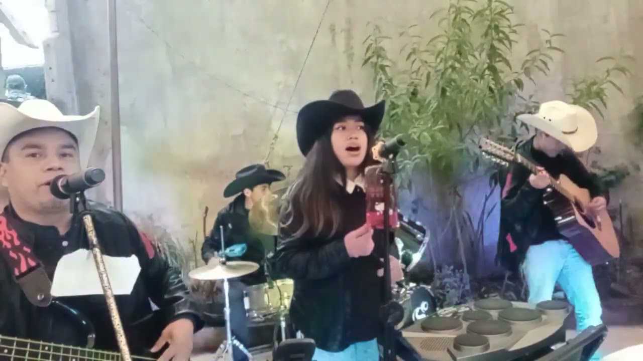 La fama del norte cansiones