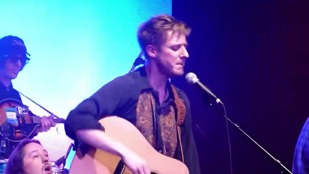 Doctor Who Cast Singing Part 3