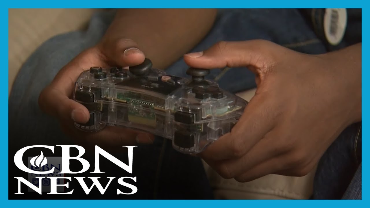 FBI Warns of Increase in Online 'Sextortion' Crimes Targeting Teenage Boys