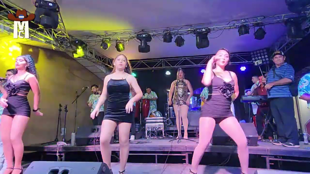 Un lugar bonito y Roberto Ruiz Mixs con RENE y su CHANCHONA