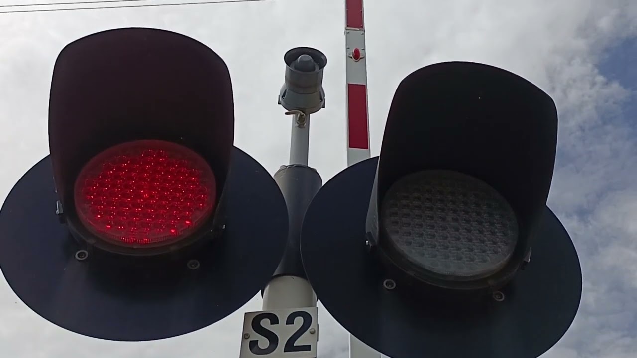 przejazd kolejowy Rozprza.