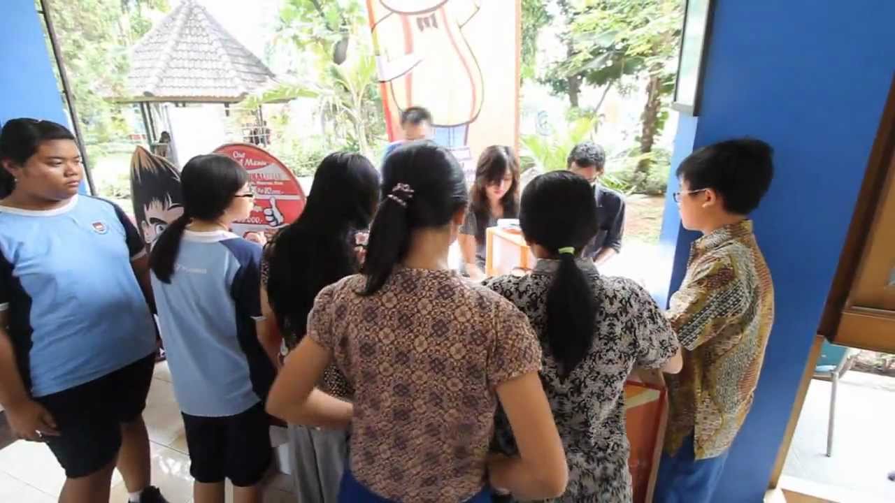 Mr.Khu Kebab @GLOWINpassfour SMAK4 Cup 2012