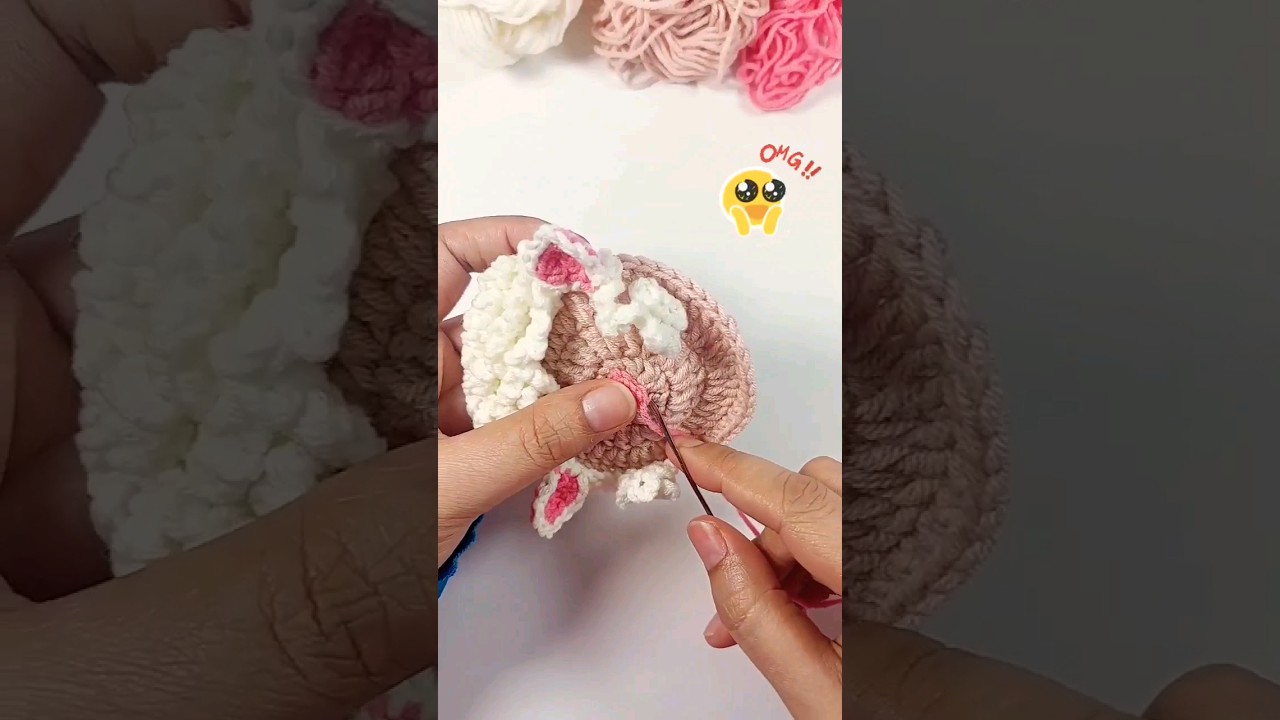 Crochet with me 🤗 #crochet #crochetapplique #crochetsheep #grannysquare #diy #crafts