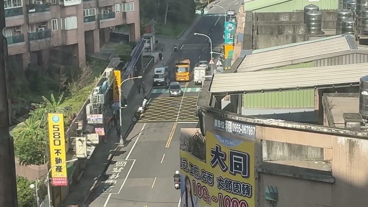 2/10日基隆市新豐街客運/清潔車
