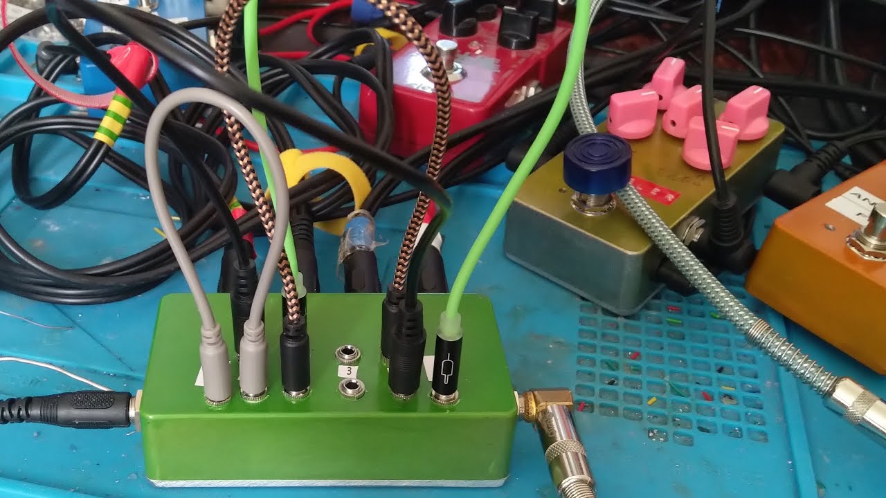 Effects pedal patchbay build