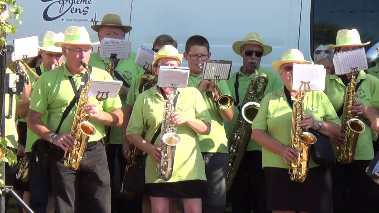 Poupée de cire poupée de son - Fanfare de Saint Genou