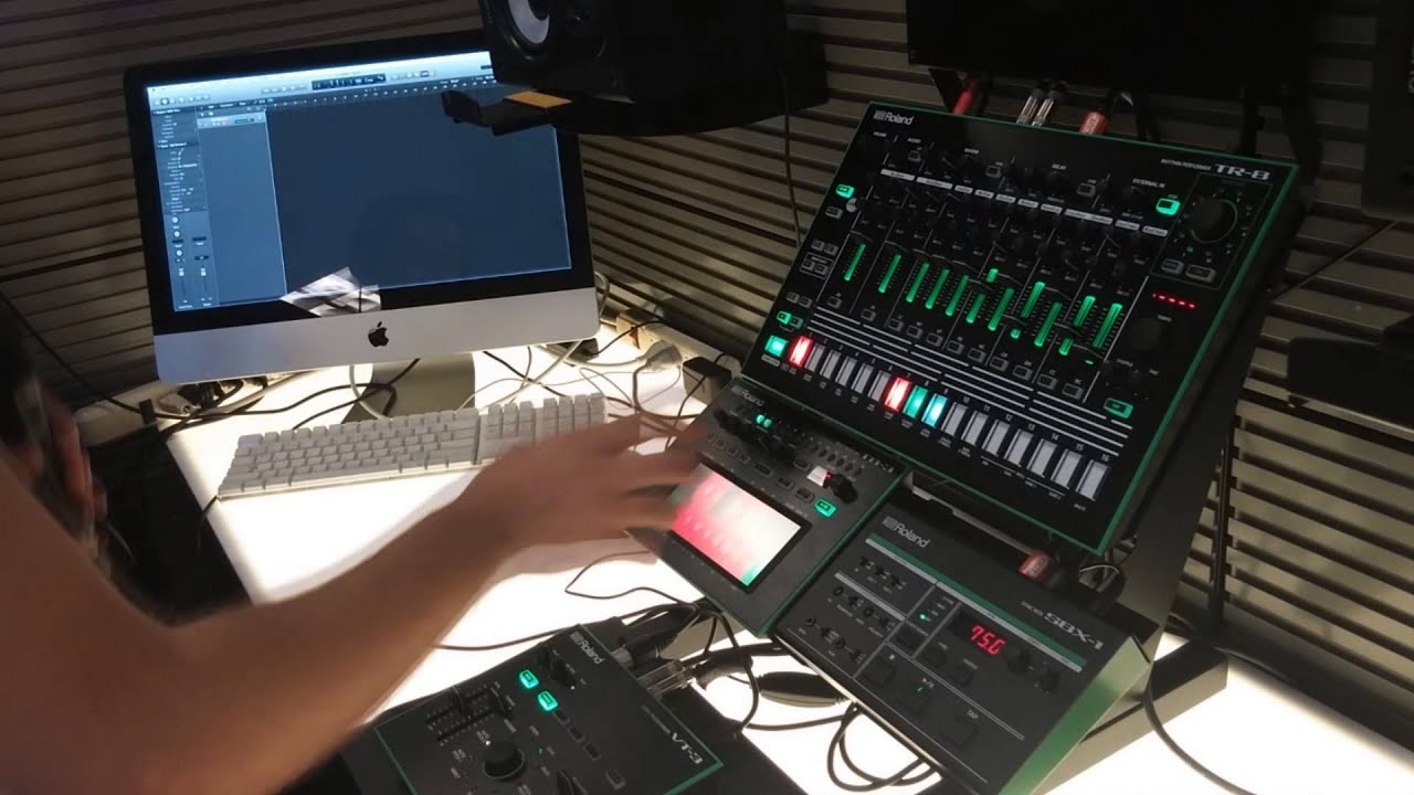 AIRA VT-3: Using MIDI to Control Pitch