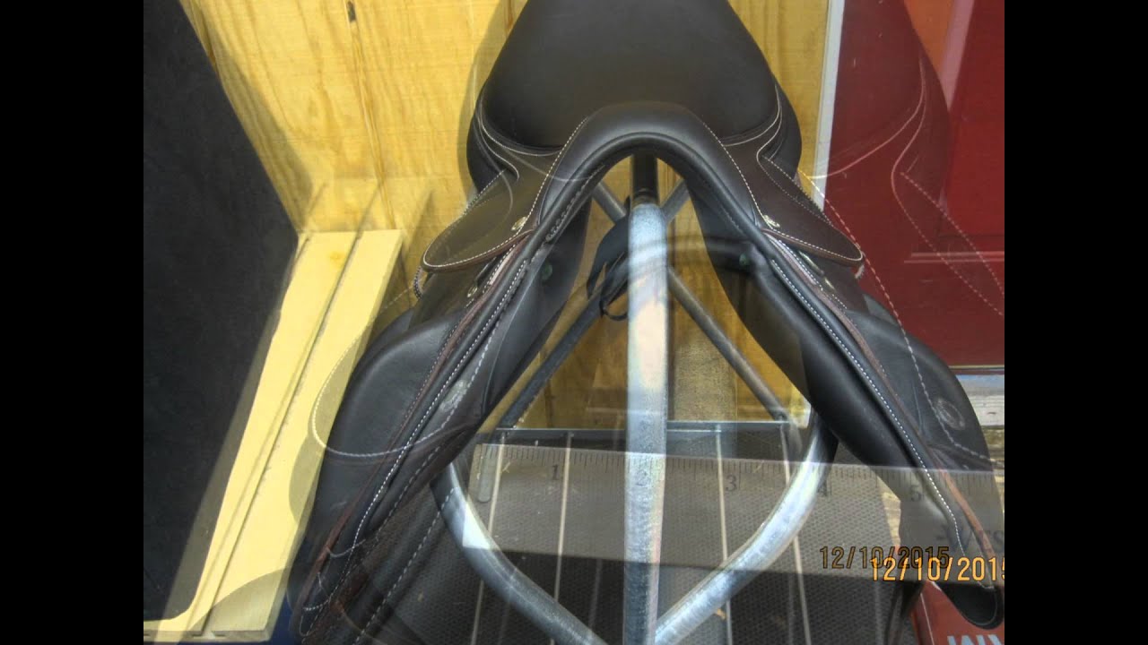 Devoucoux Chiberta Used Close Contact Saddle 17.5 