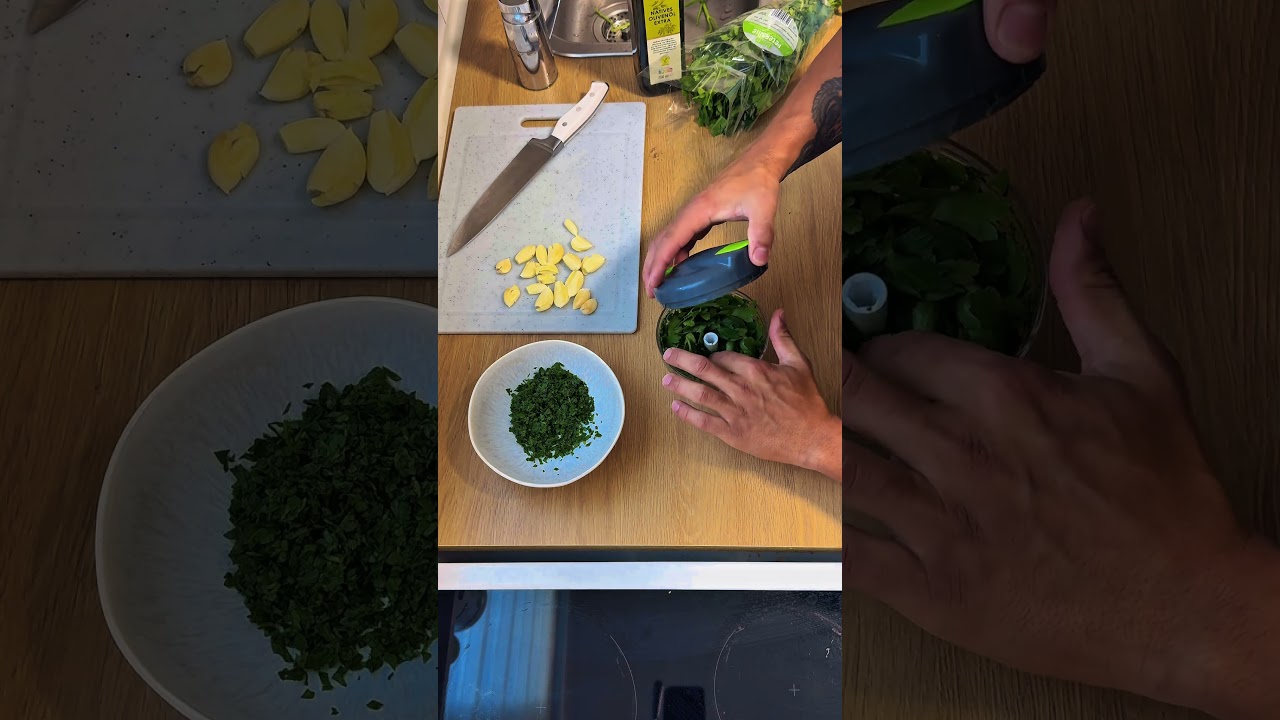 Green sauce&hellip;#homemade #garlic #parsley #sauce #homemadefood #recipe #green #greensauce