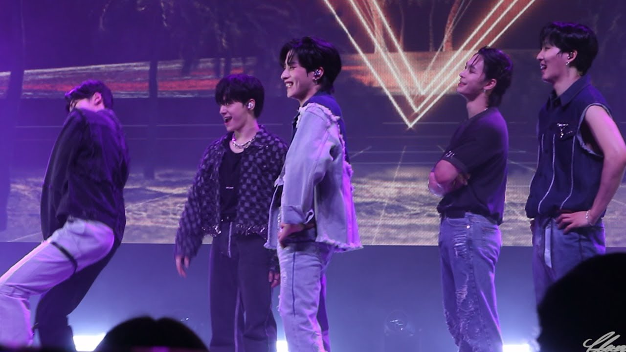 230121 ONEUS - Pink Venom + Sexy Back + Top Gun Stage Break | Reach for Us tour in Madison