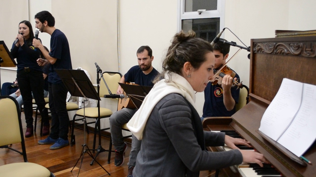 banda JOHVEM - Igreja Curitiba - m&uacute;sica 1