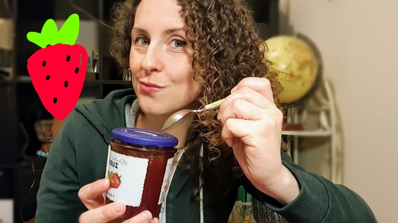 ASMR ITA- ASSAGGIO MARMELLATA 🍓+ CHIACCHIERE (EATING SOUND)
