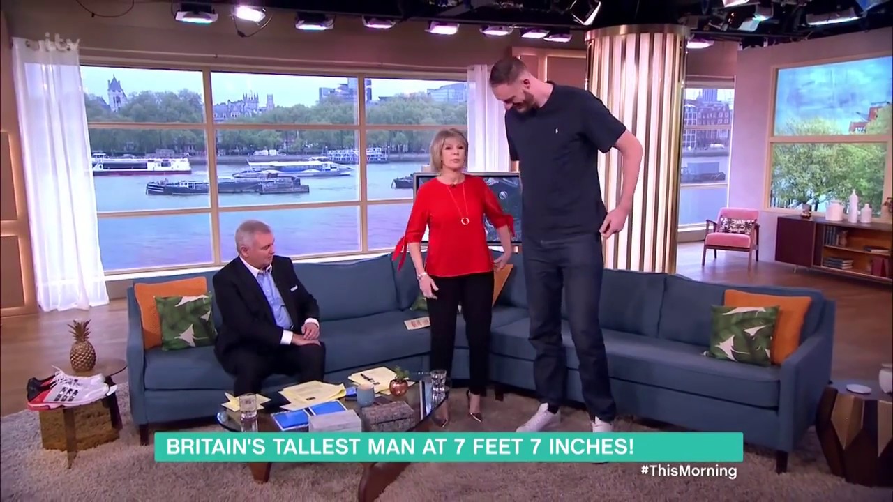 Meet Britain's Tallest Man! Paul Sturgess appears on This Morning