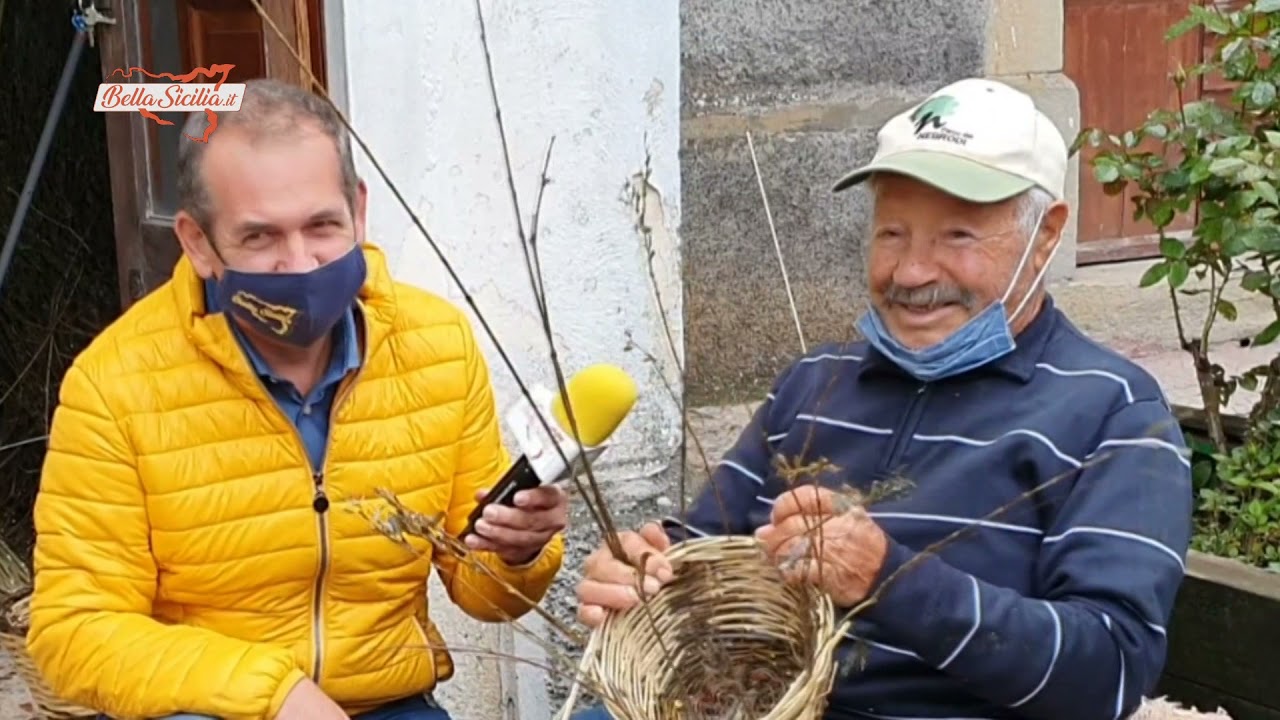 Ho 90 anni e faccio i panari siciliani nel comune più alto della Sicilia