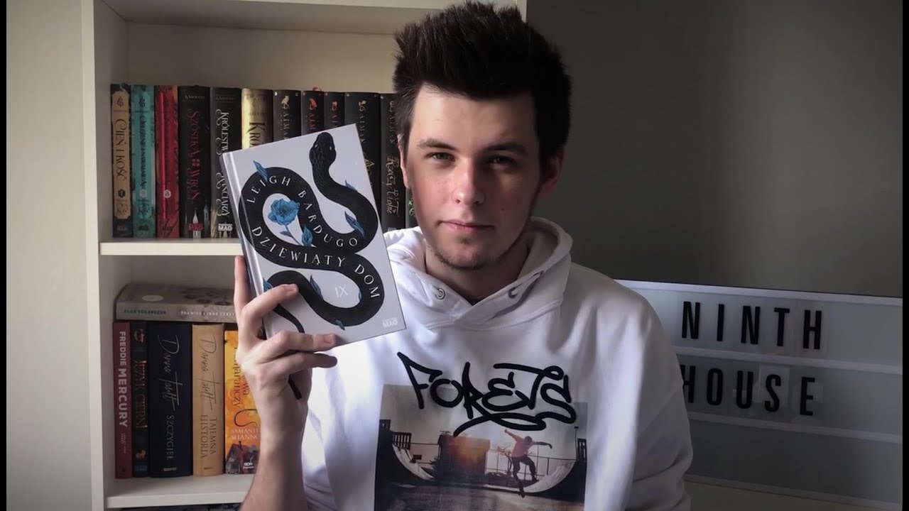 DZIEWIĄTY DOM — BoyMeetsBooks #2
