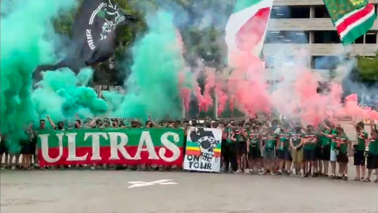 أولتراس الغرين كورسرز من جنوب إفريقيا 🇿🇦🟢🏴‍☠️🔴ماما أفريكا رانا جوالة