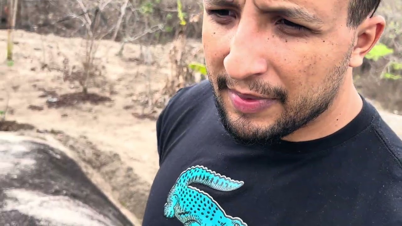 Davi mostra onde foi sua infância como foi criado 