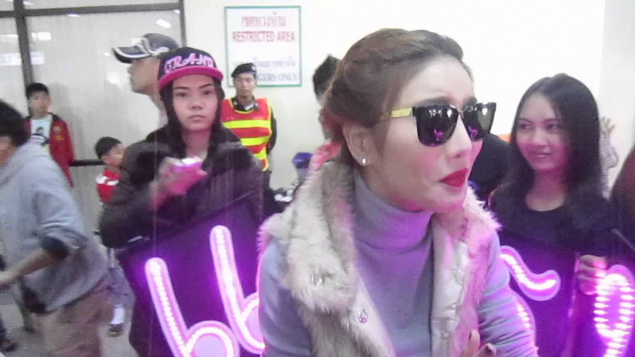 รอรับ แกรนด์ @ สนามบินอุดรธานี 31/12/2013