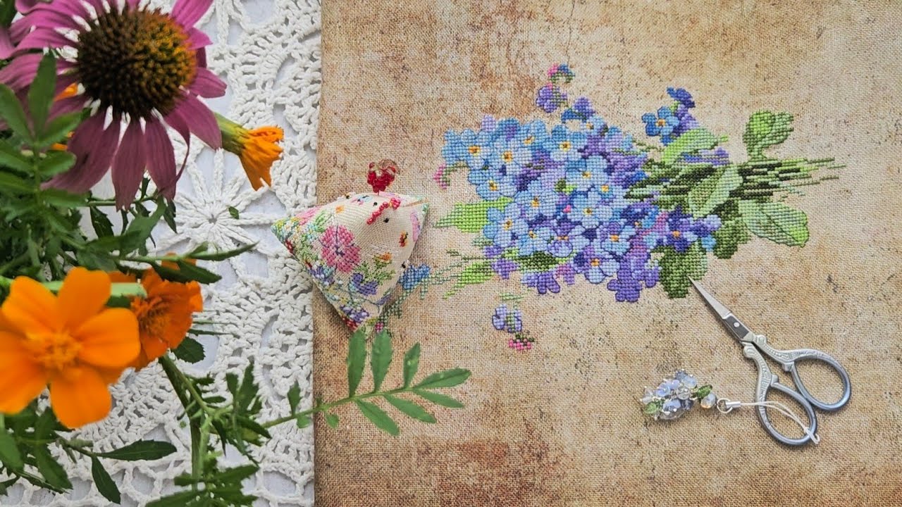 Вышивка в августе 🌸 в гостях у подруги 🌸 создаю цветник с нуля 