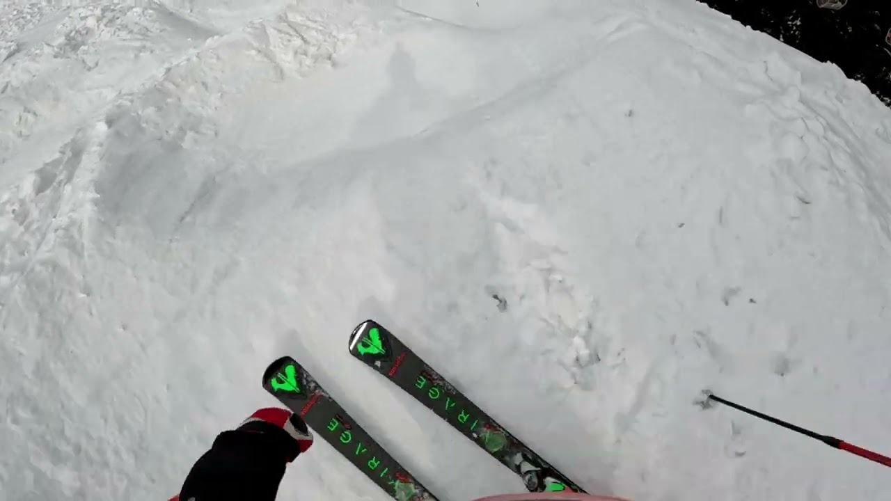 こんなスキーヤーは嫌だ！ROSSIGNOL SUPERVIRAGE Ⅷ OVERSIZE！硬いコブにビビッてヘタレラインでしか滑れないアラフィフオヤジの図！