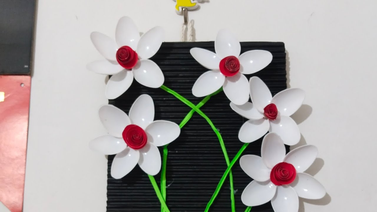 Unique wall hanging craft ideas #diy #plasticsurgery #homedecor #craft #shortsvideo #subscribe #sad