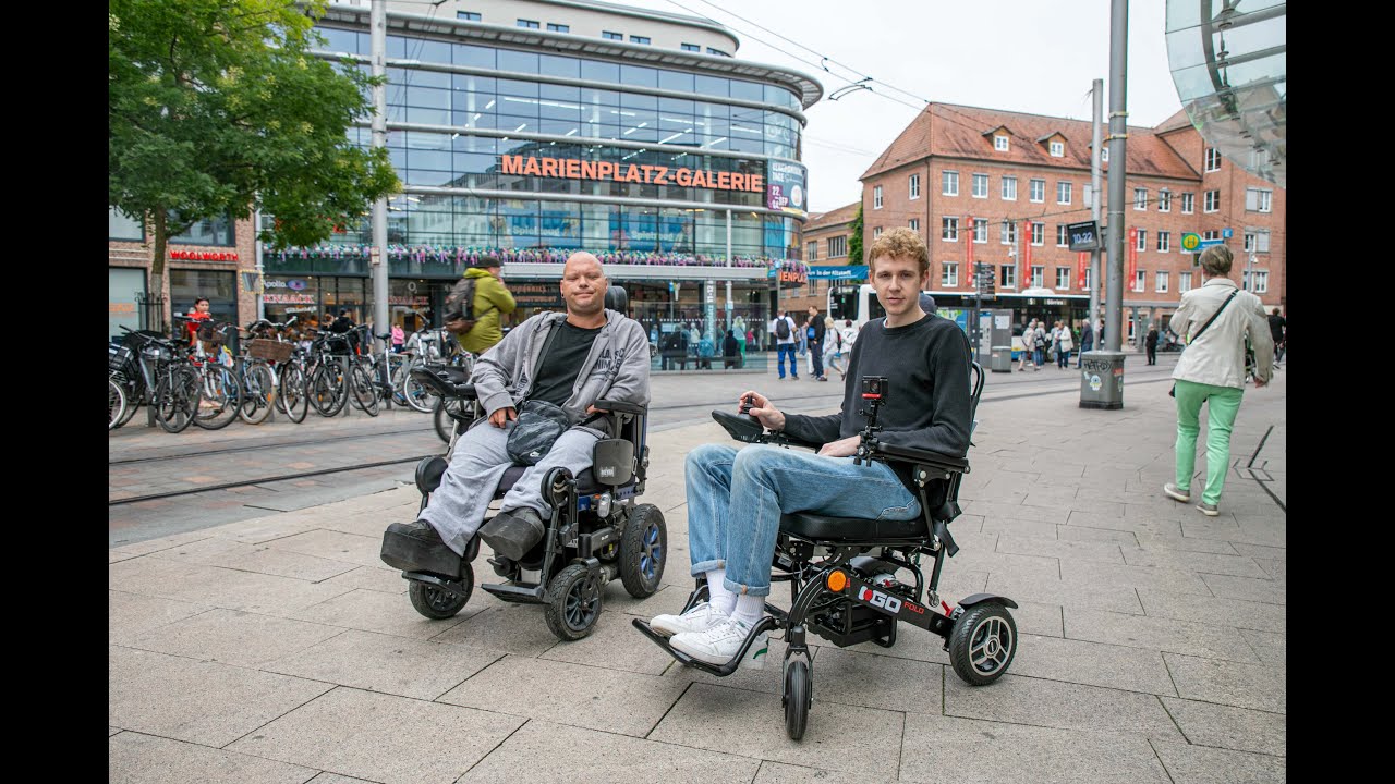 Im Rollstuhl durch Schwerin: Ein Blick auf die Barrierefreiheit der Stadt