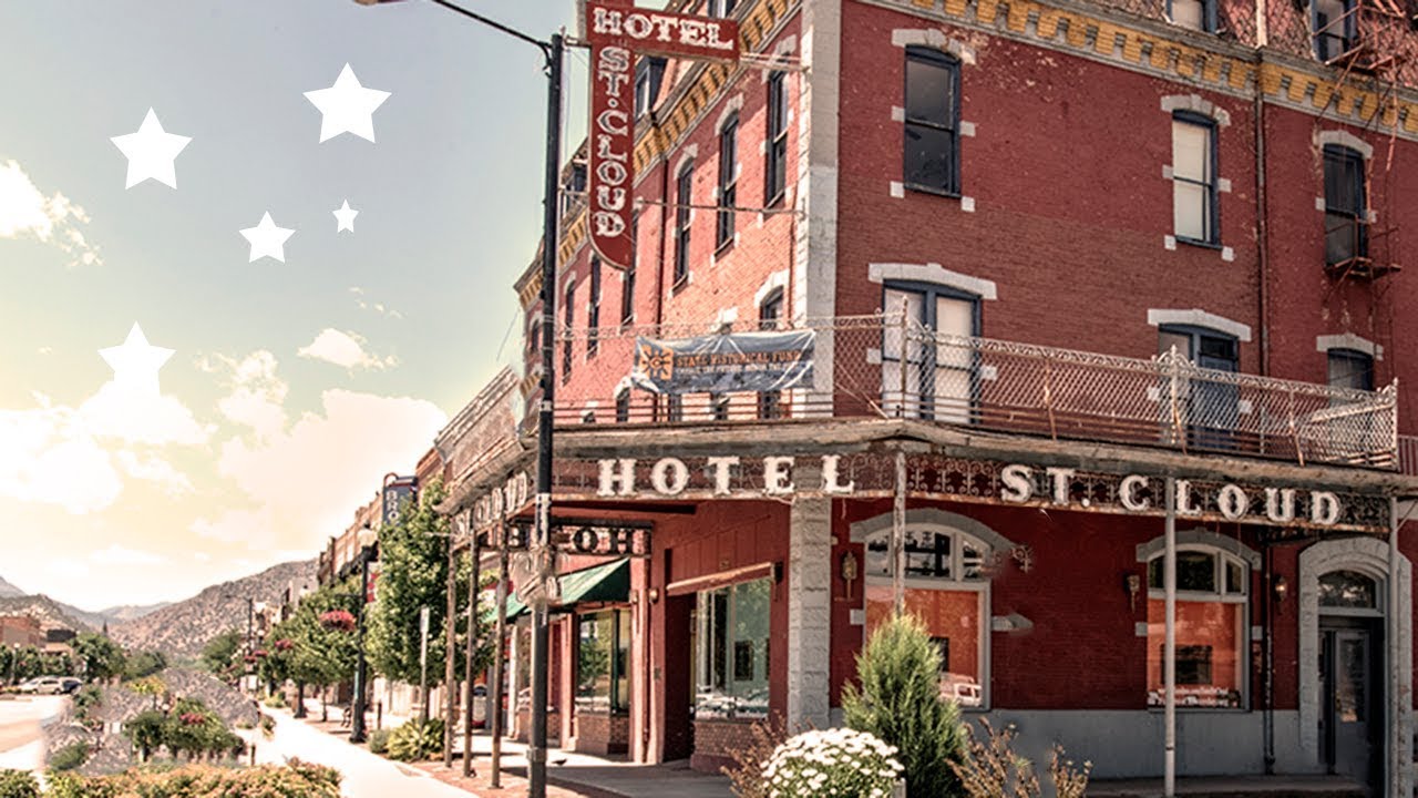 An Amazing Southwestern Victorian Hotel Up for Auction with No Reserve!