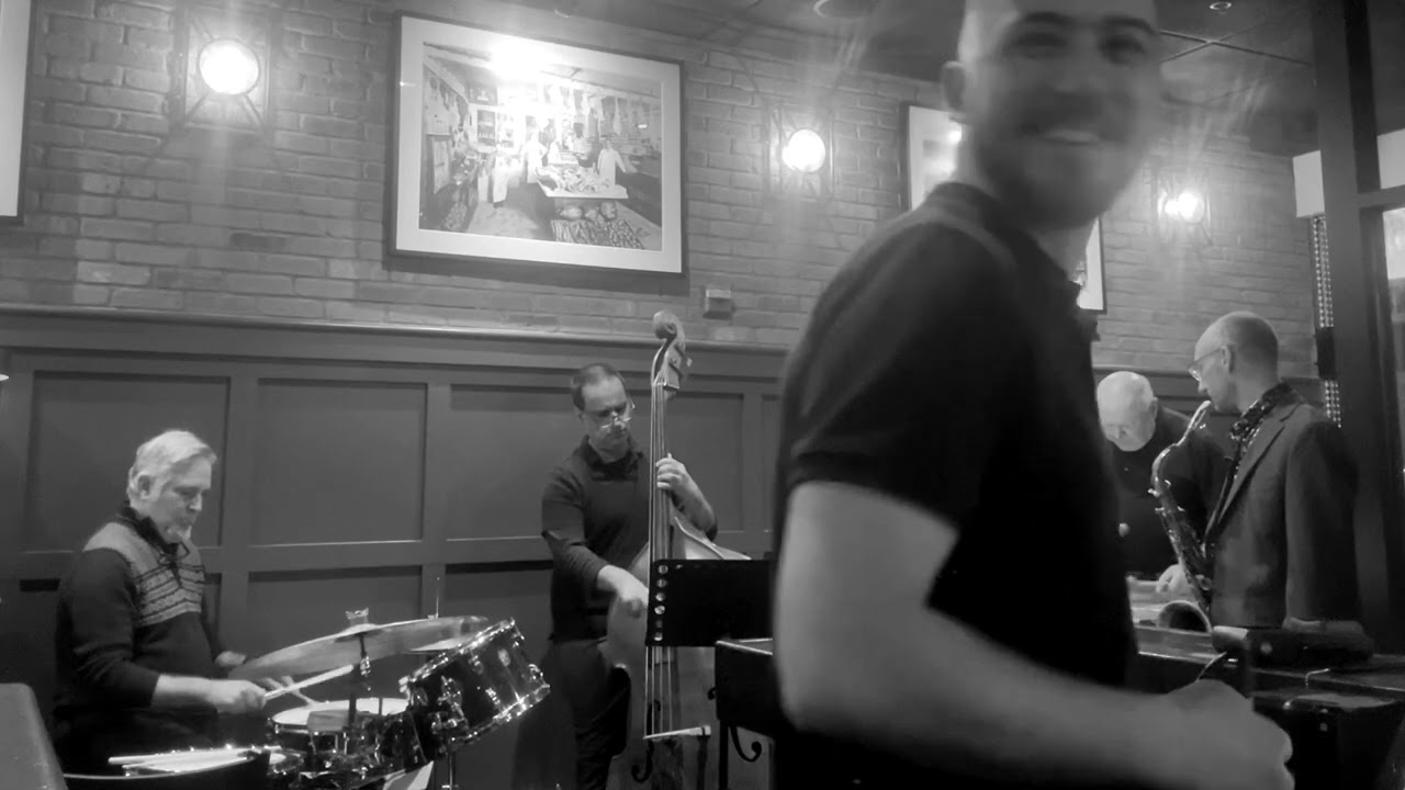 Yaniv Perez Hosts Jazz night at Krave’s Episode 11