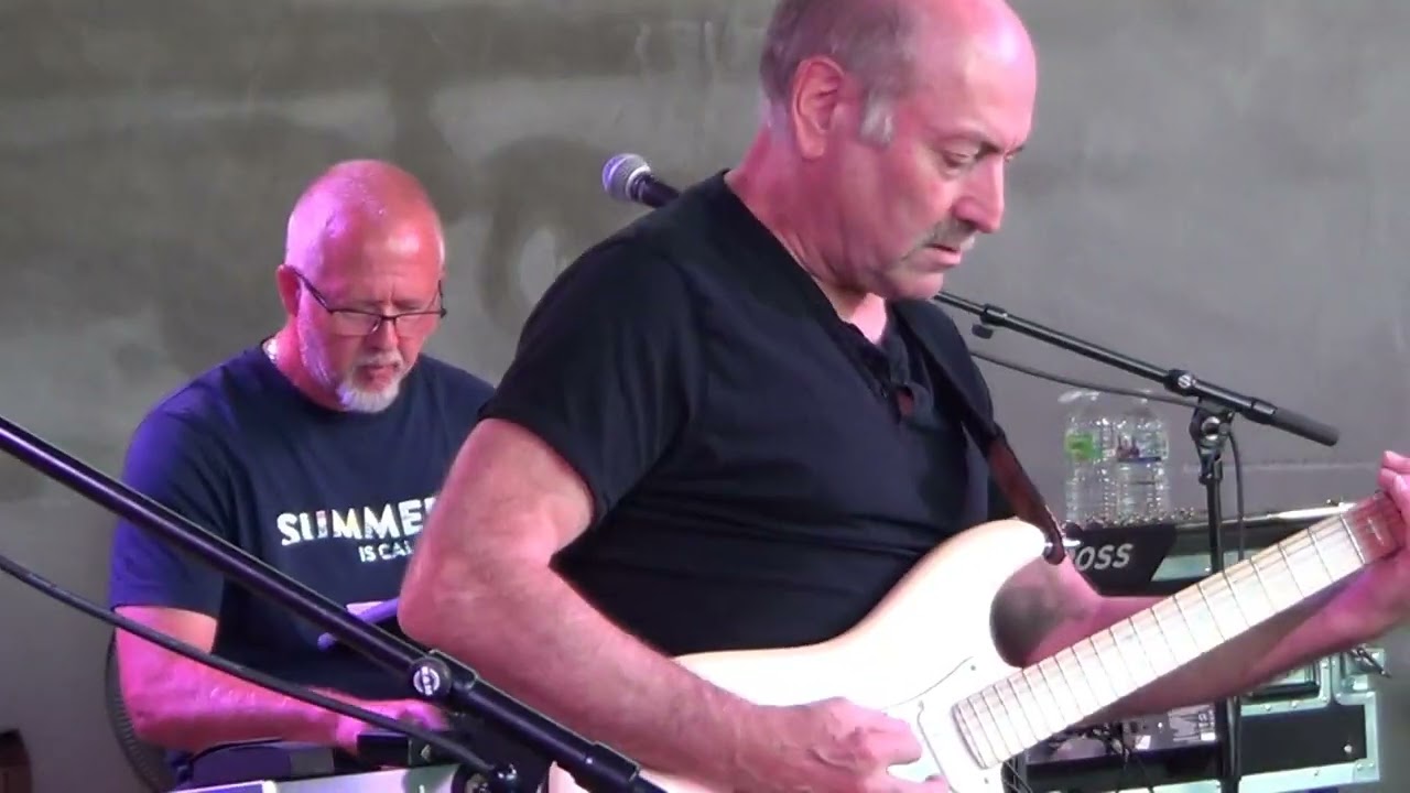 Groupe Raison de Plus cover de Yes : Yours is no disgrace