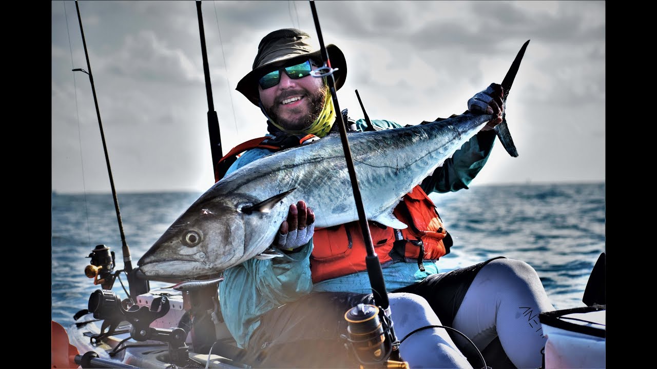 OFFSHORE KAYAK FISHING/ CATCHING KING MACKEREL & JACK CREVALLE