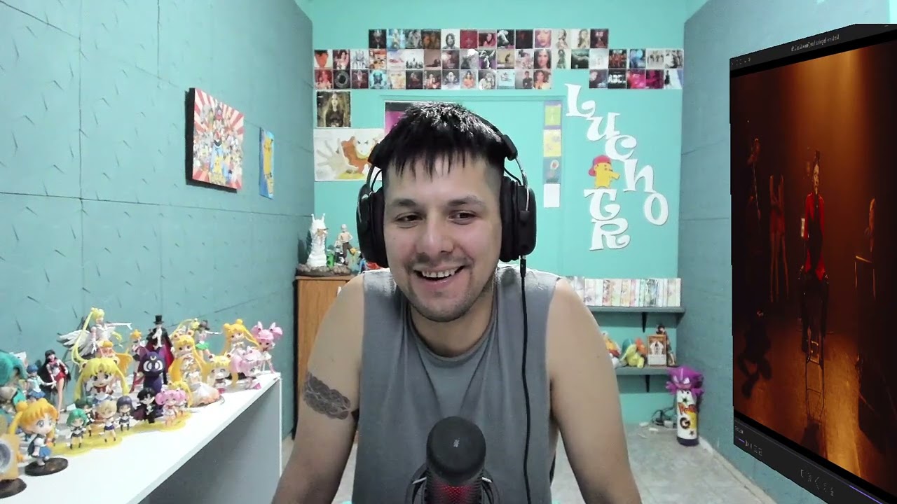 Reaccion Mon Laferte   Tango de las Rosas Premios Musa 2023