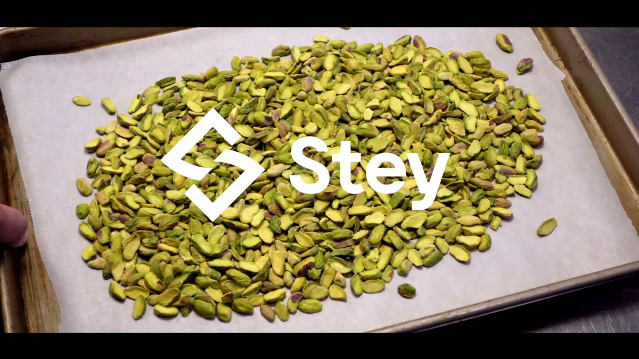 Pistachio Praline ピスタチオプラリネ | STEY Baking