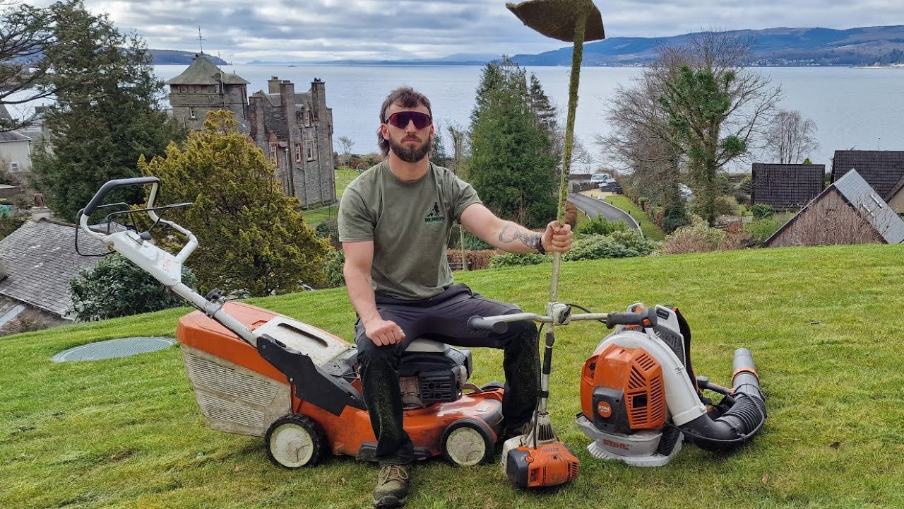 The grass cutting season has begun! | Munro's Maitenance Ep.19