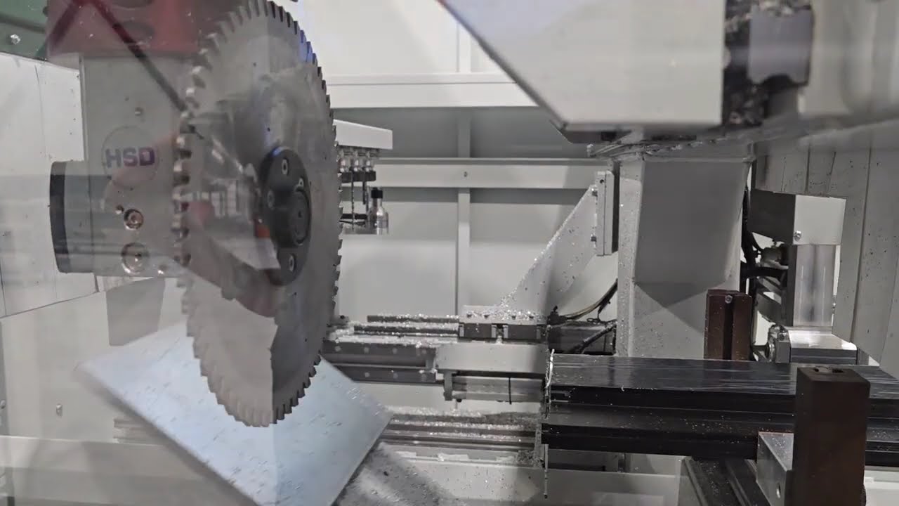 FOM INDUSTRIE FMC 470 - two-level notching on both sides
