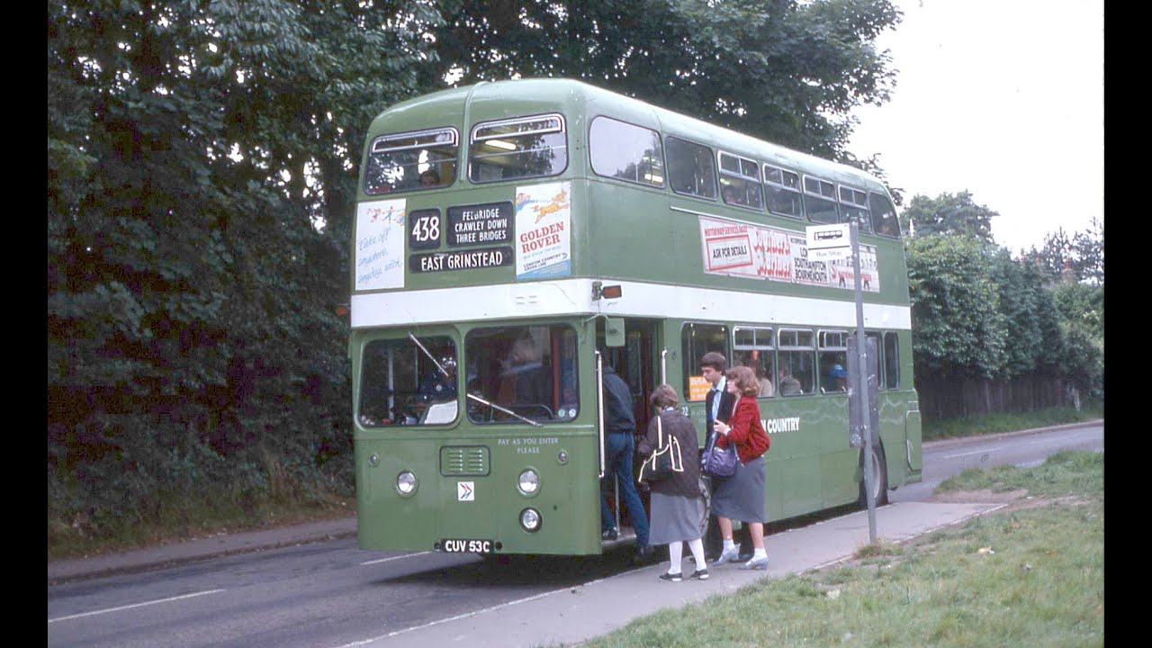 LONDON COUNTRY BUSES AND GREEN LINE COACH ROUTES