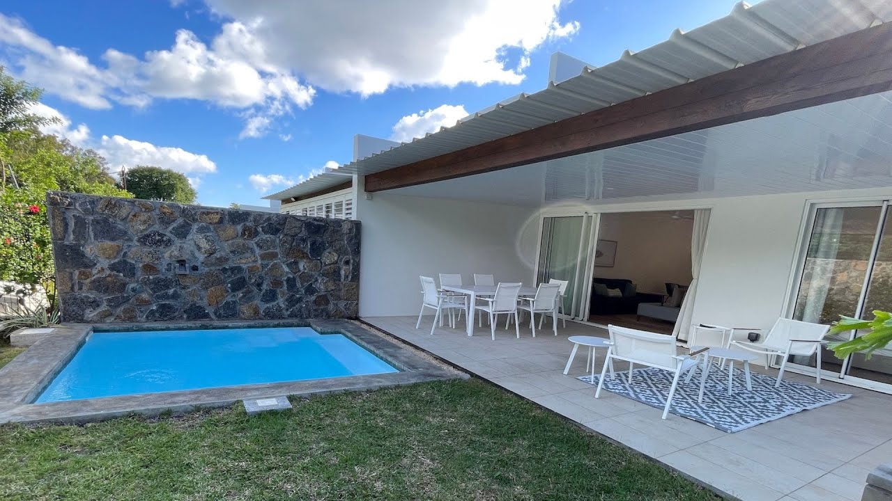 3 Bedroom Duplex with pool and garden for sale.