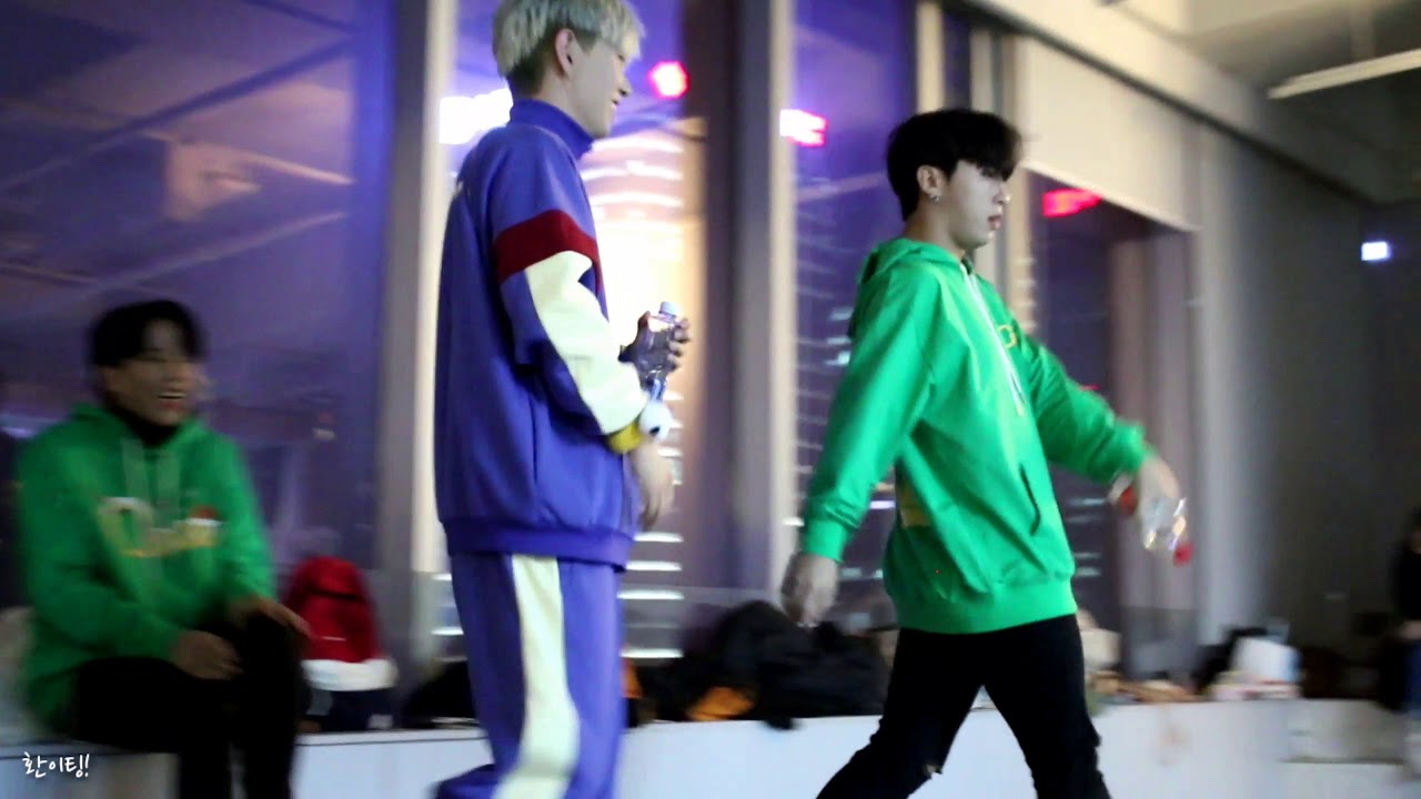 [Fancam] 200102 디오비 DOB 청두 팬미팅 Fanmeeting - 백지영 feat. 2PM 옥택연 TAEC 내 귀에 캔디 Candy In My Ears (환, 봉근)