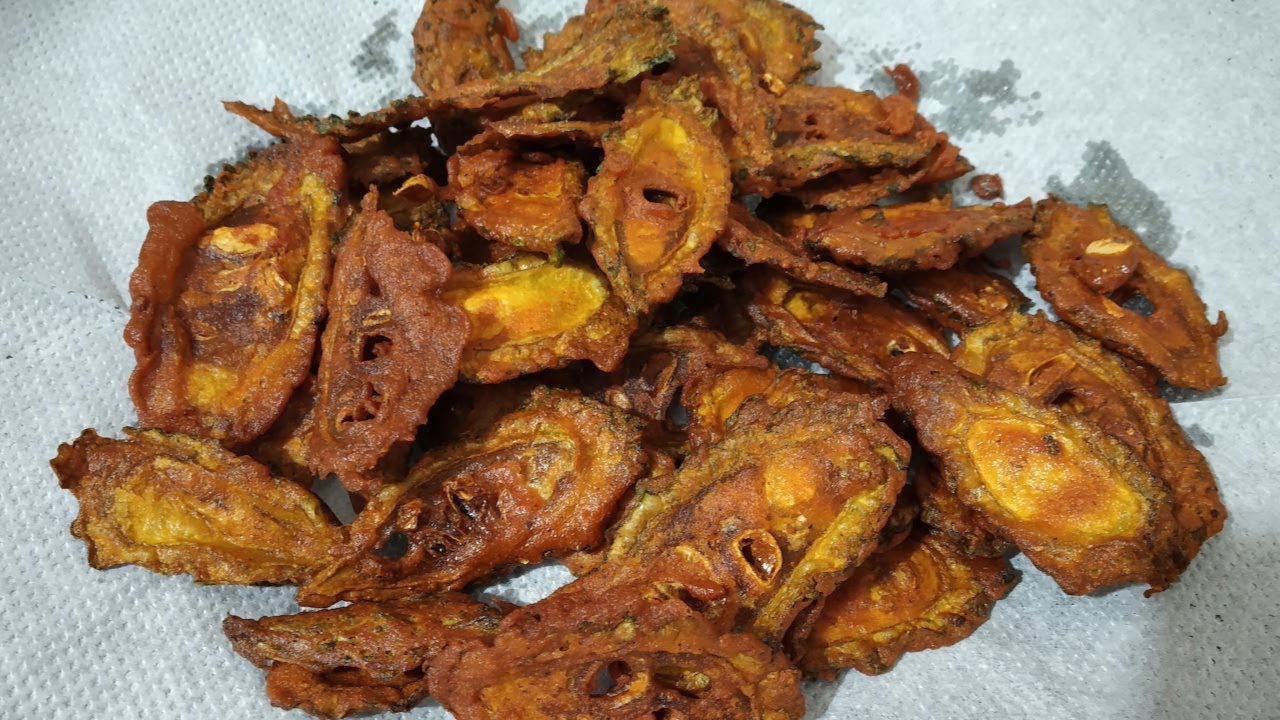 Karela Chips~मार्केट जैसा करेला चिप्स घर पर आसानी से बनाये~ Bitter gourd Recipe